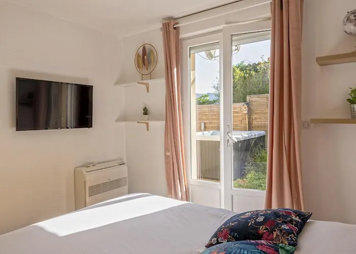 Vila Carlisa Algajola (Corsica)