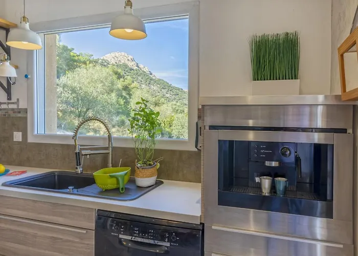 Carlisa Algajola (Corsica)